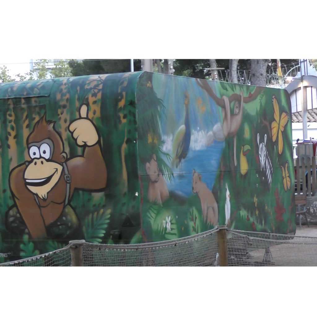 graffiti mural decorativo tigre